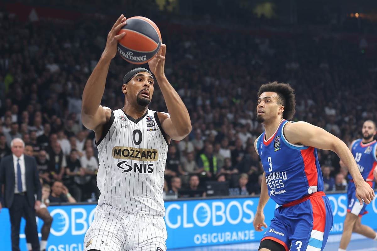 KK Partizan-Anadolu Efes (14).JPG