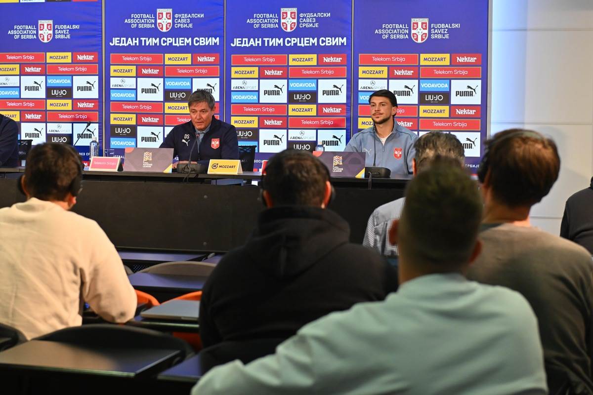 Lazar Samardžić Dragan Stojaković Piksi (3).JPG