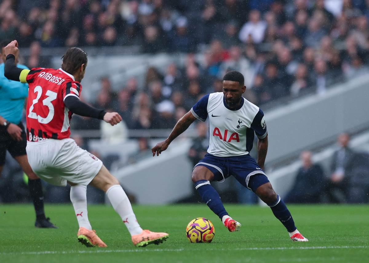 Džermejn Defo napadač Totenhema