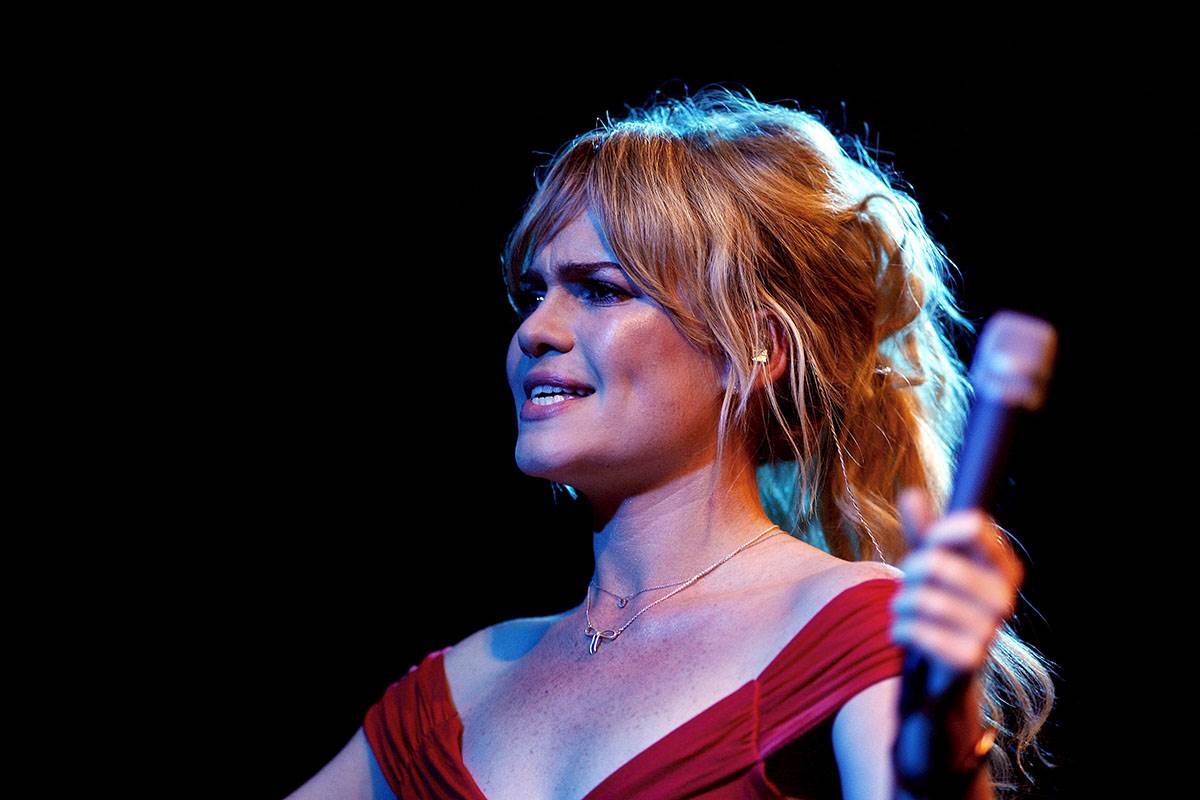 Dafi pevačica (6).jpg