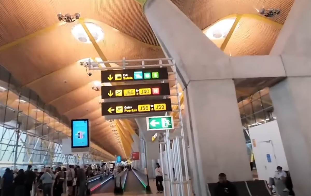 napušteni aerodrom u Španiji (2).jpg