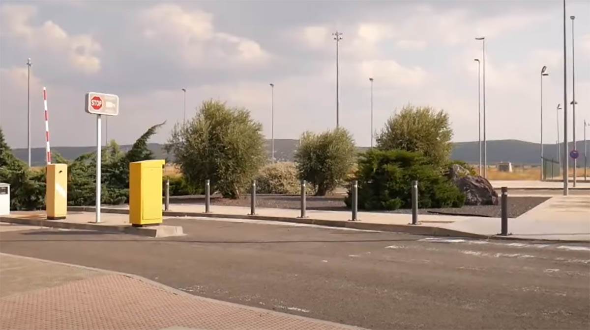 napušteni aerodrom u Španiji (6).jpg