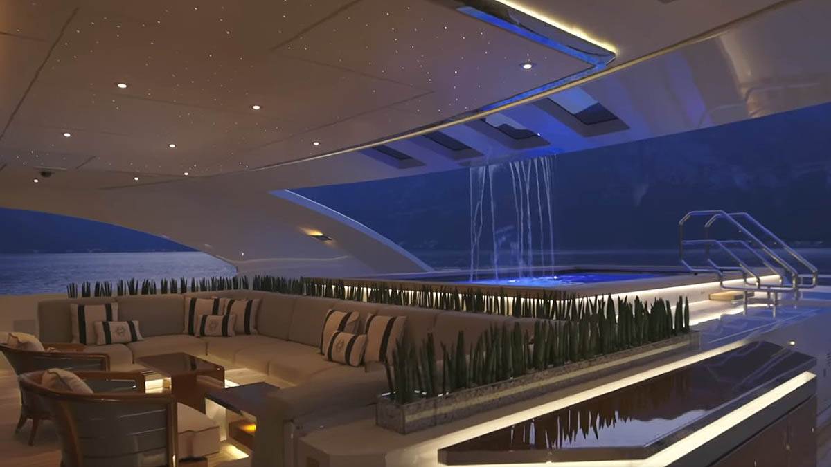 Jahta najbogatijeg Rusa (5).jpg