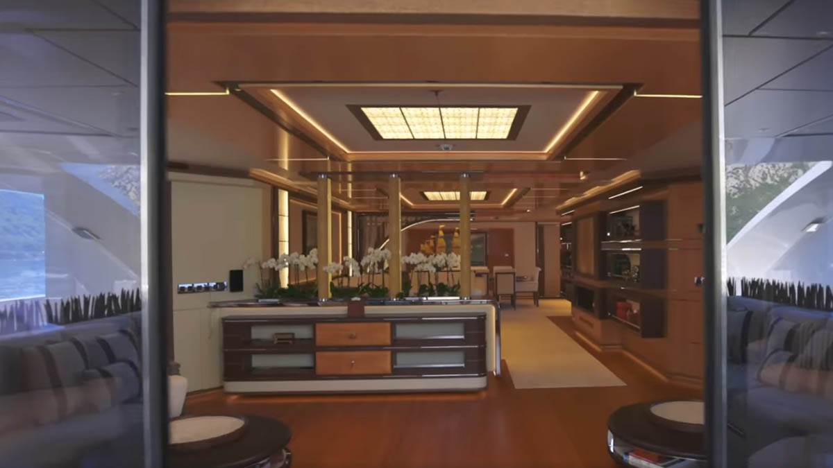 Jahta najbogatijeg Rusa (6).jpg