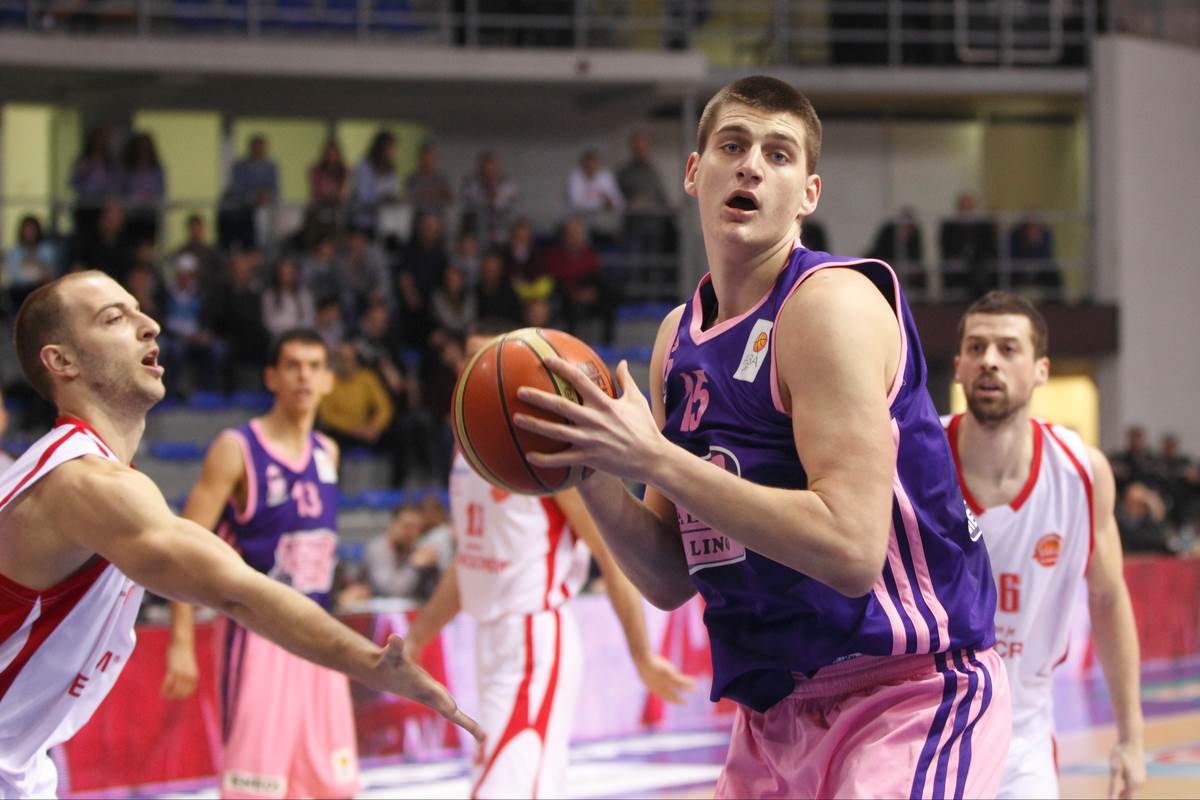 Nikola Jokić u dresu Mege