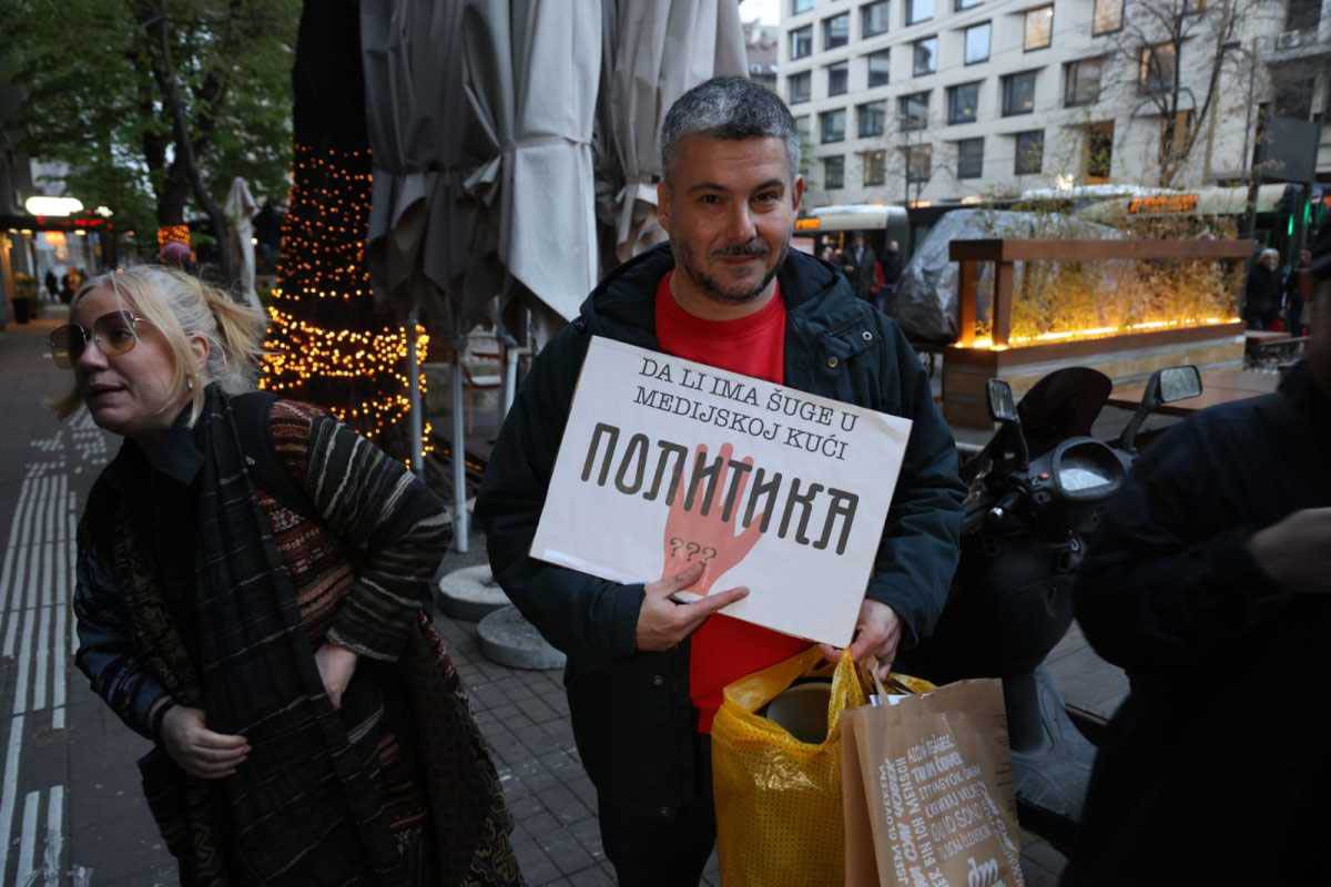 napad na redakciju Kurira (8).jpg