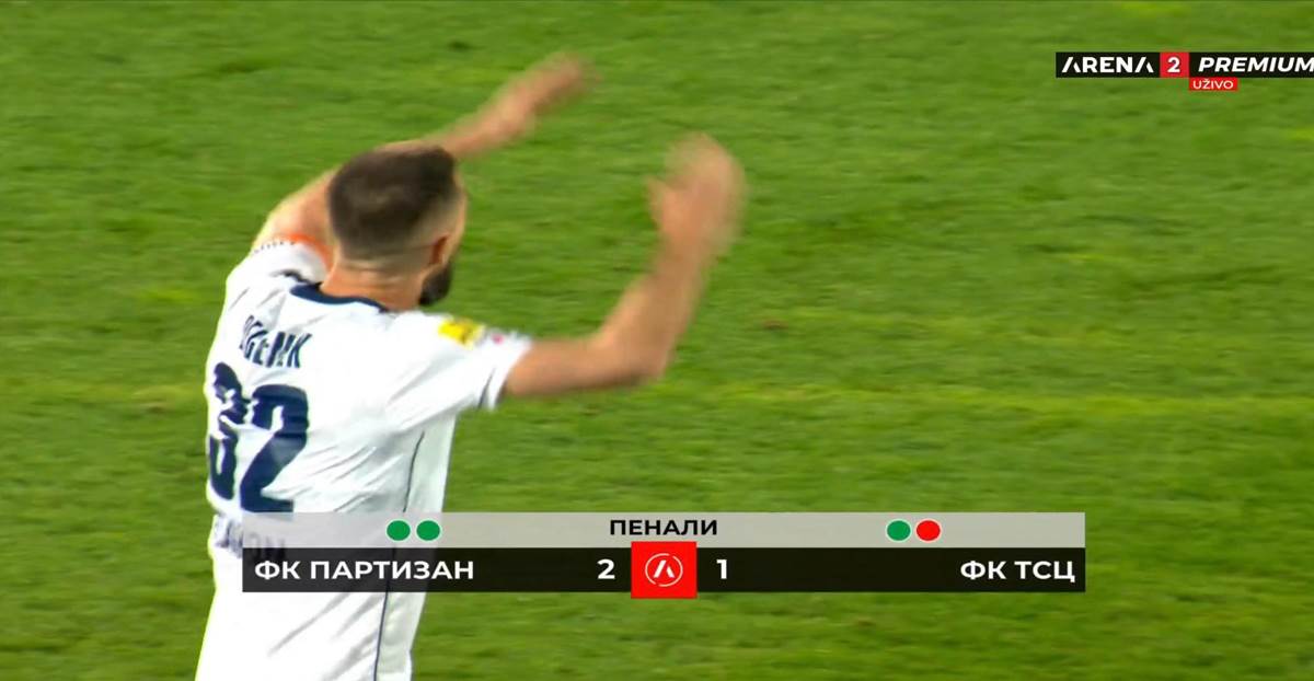 Miloš Degenek provokacija na meču sa Partizanom (8).jpg