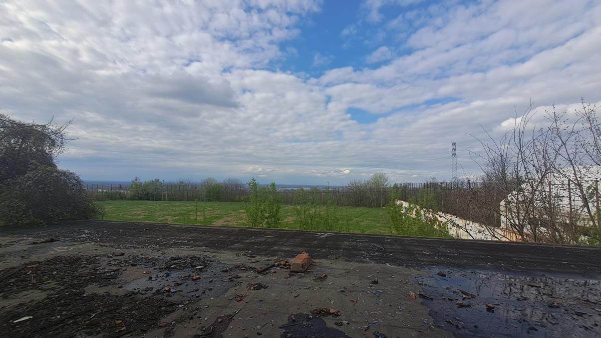 Hotel Željka Ražnatovića Arkana na Zvezdari propada