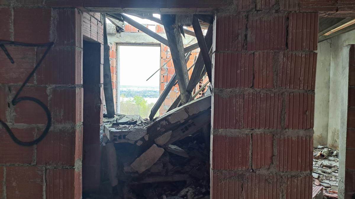 Hotel Željka Ražnatovića Arkana na Zvezdari propada