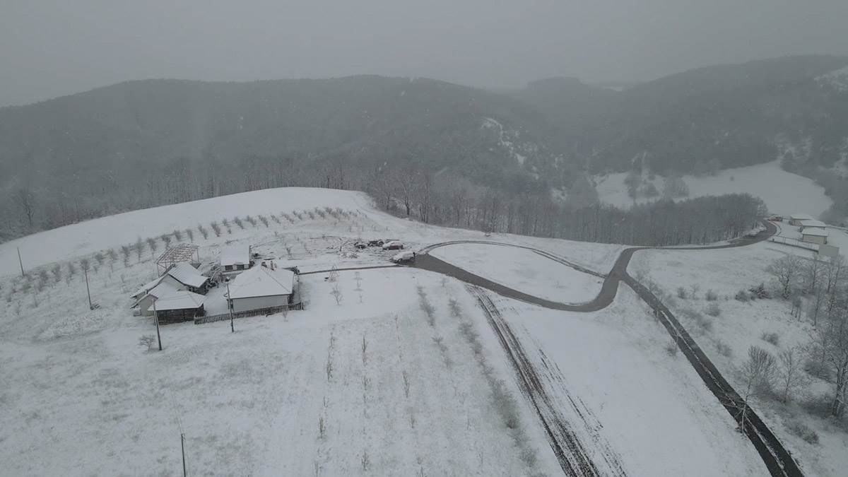 sneg i mećava u aprilu (6).jpg