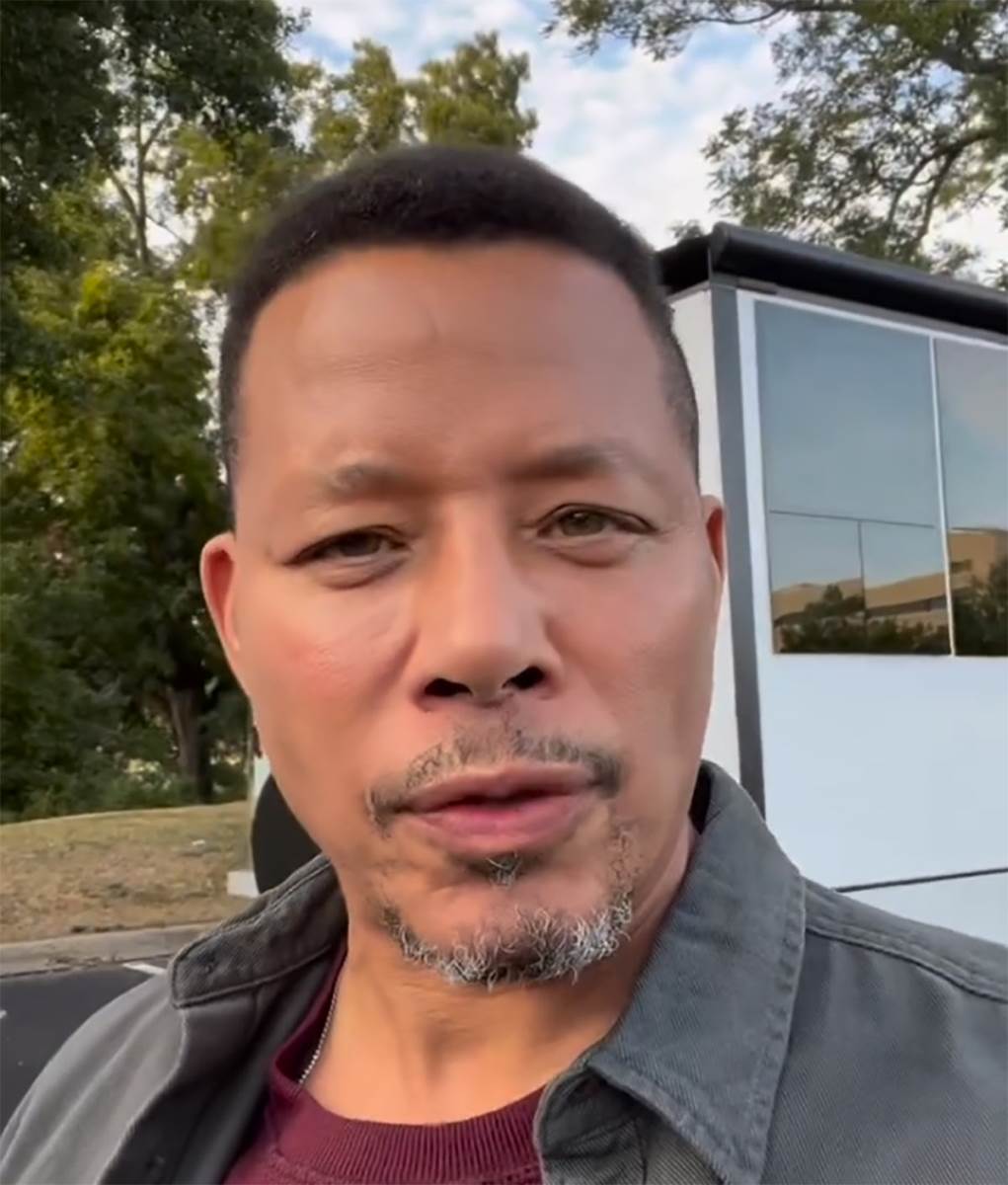 Terens Hovard  (5).jpg