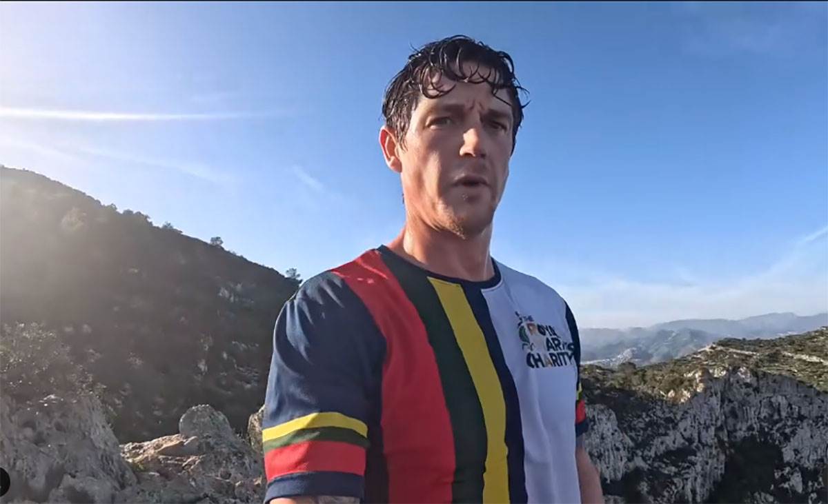 Kreg Ejnsvort telohranitelj Dejvid Bekam (4).jpg