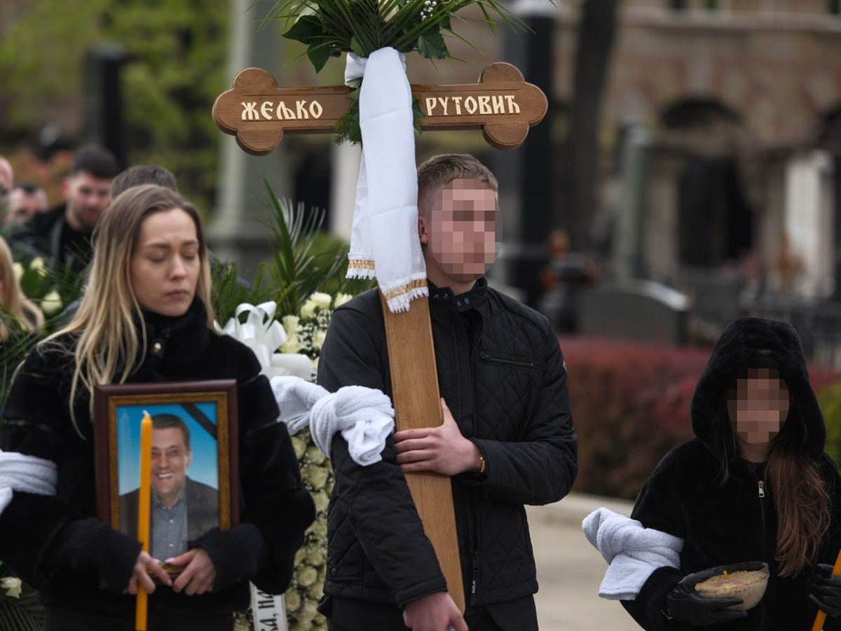 Sahrana Zeljko Rutović (6).jpg