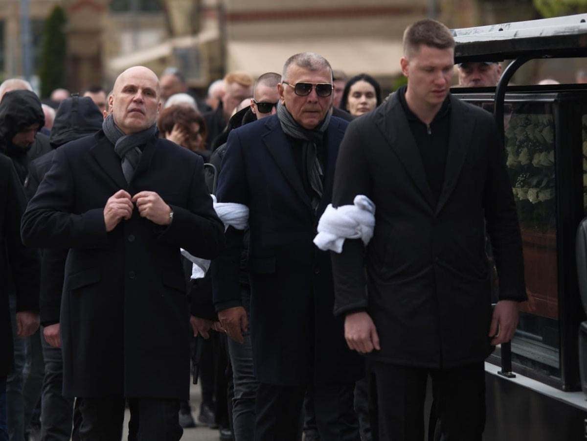 Sahrana Zeljko Rutović (17).jpg