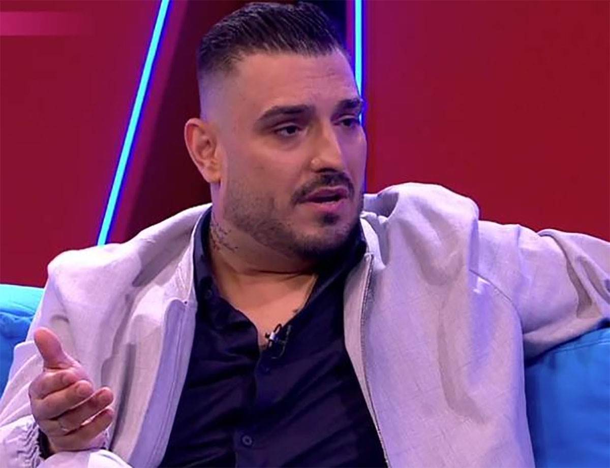 Darko Lazić sa suprugom Katarinom i bivšom ženom Anom Sević (2).jpg