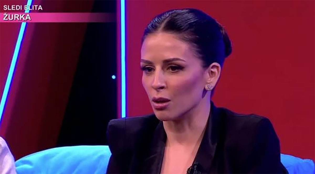 Darko Lazić sa suprugom Katarinom i bivšom ženom Anom Sević (4).jpg