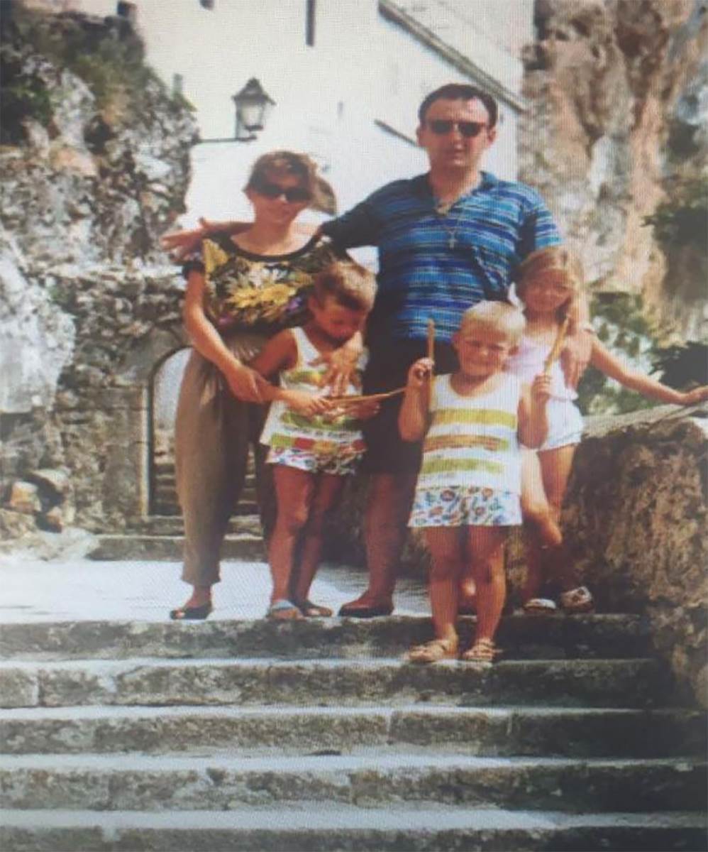 Arkanova deca koju je dobio sa Natalijom (2).jpg