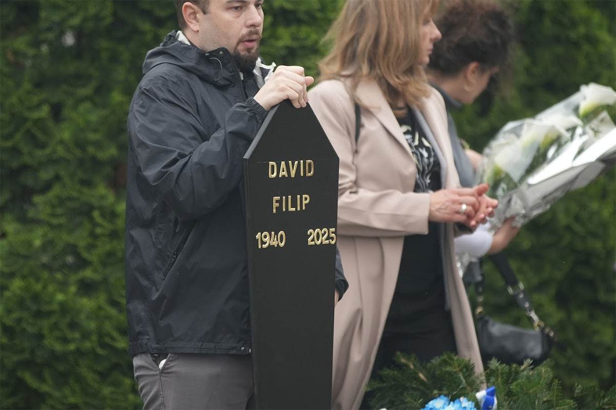 Sahrana Filip David  (2).jpg