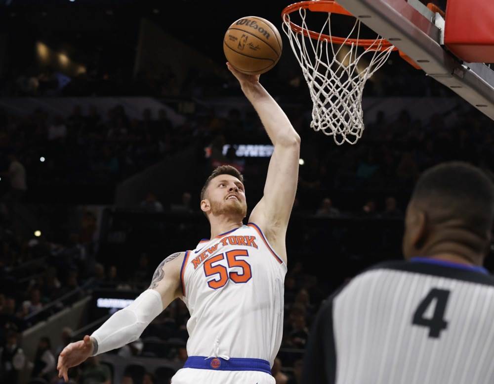 Ajzea Hartenštajn u dresu Njujork Niksa