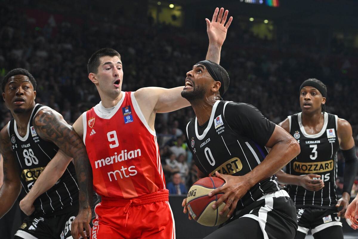 Vlade Đurović kritikovao trojicu igrača Crvene zvezde