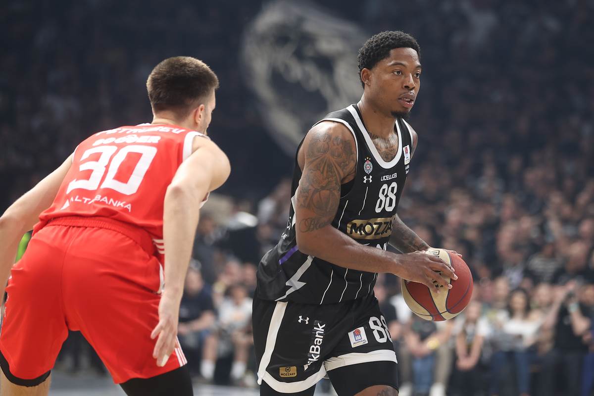 Vlade Đurović kritikovao trojicu igrača Crvene zvezde