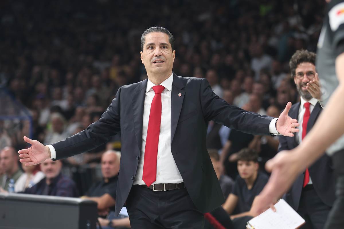 Partizan - Crvena zvezda (14).JPG