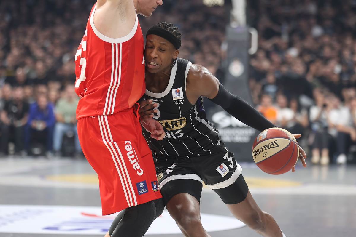 Crvena Zvezda - Partizan Derbi (9).JPG