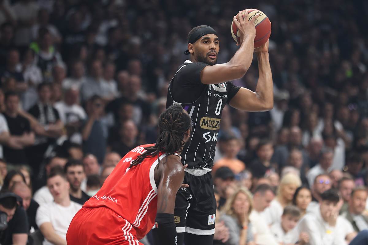 Crvena Zvezda - Partizan Derbi (6).JPG