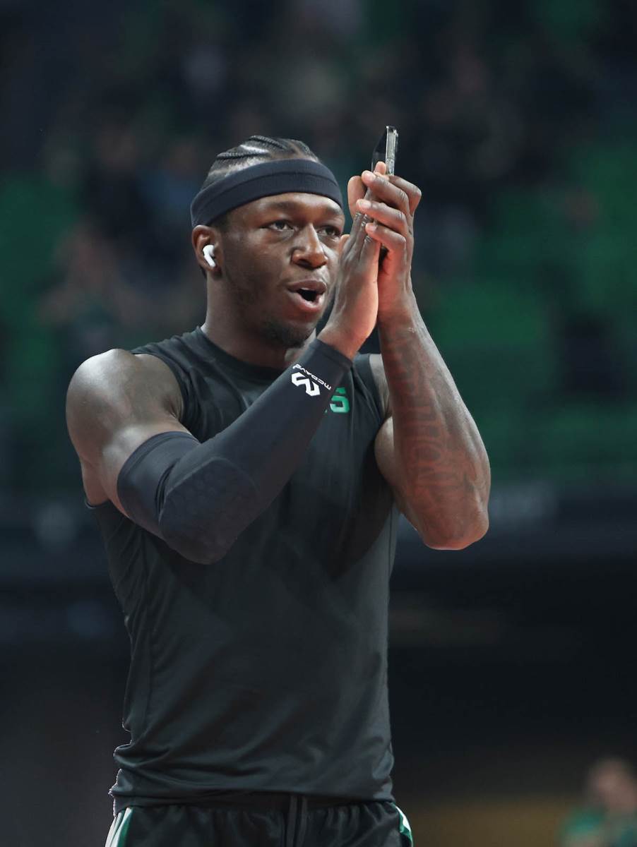 Panatinaikos Efes (4).jpg