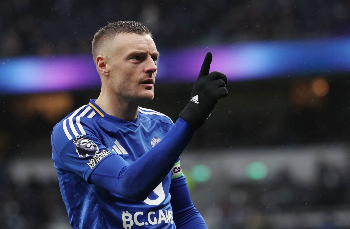 Džejmi Vardi slavi gol za Lester