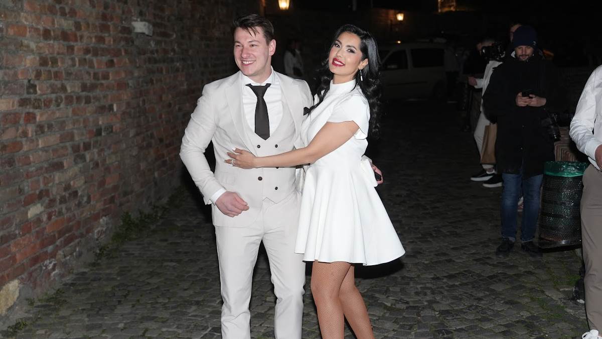 Tanja Savić  (3).png