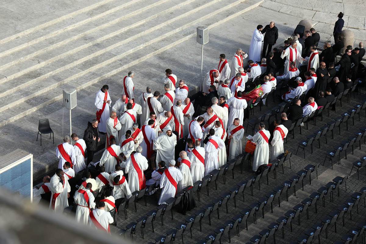 Sahrana pape Franje (3).jpg