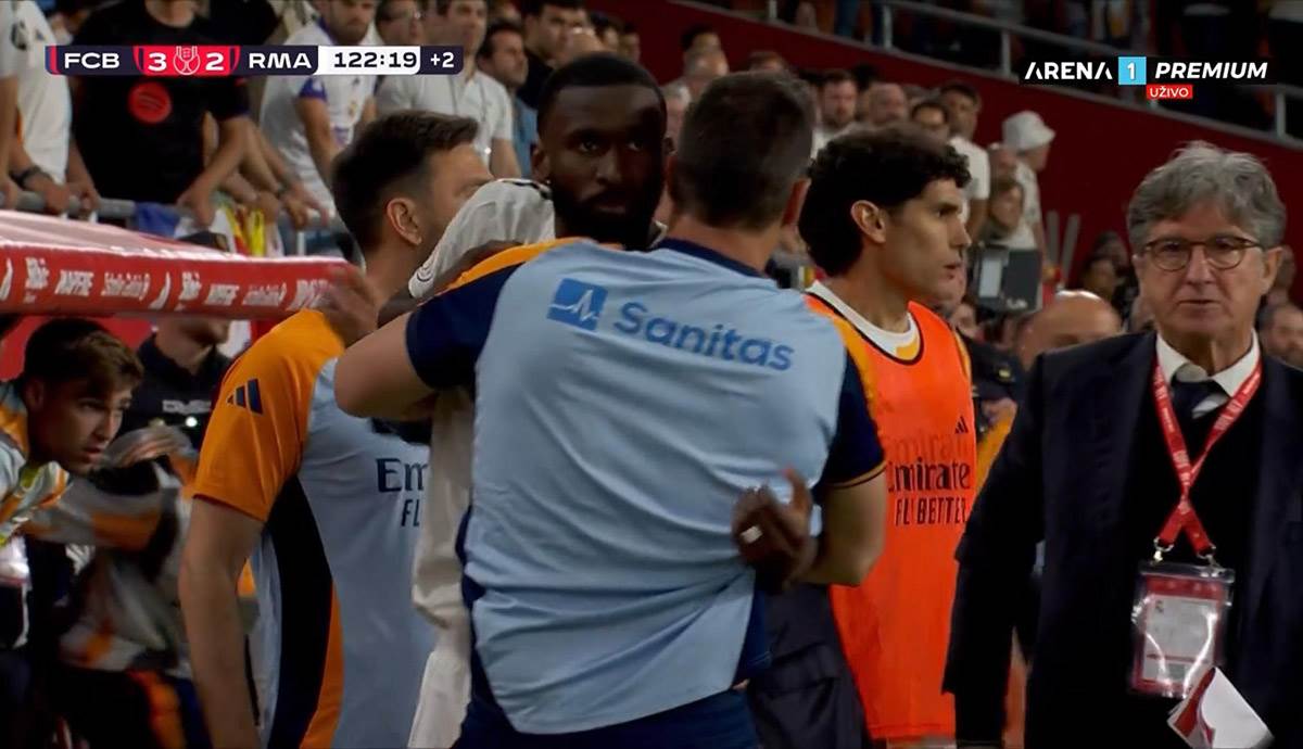 Ridiger hteo da bije sudiju  (5).jpg