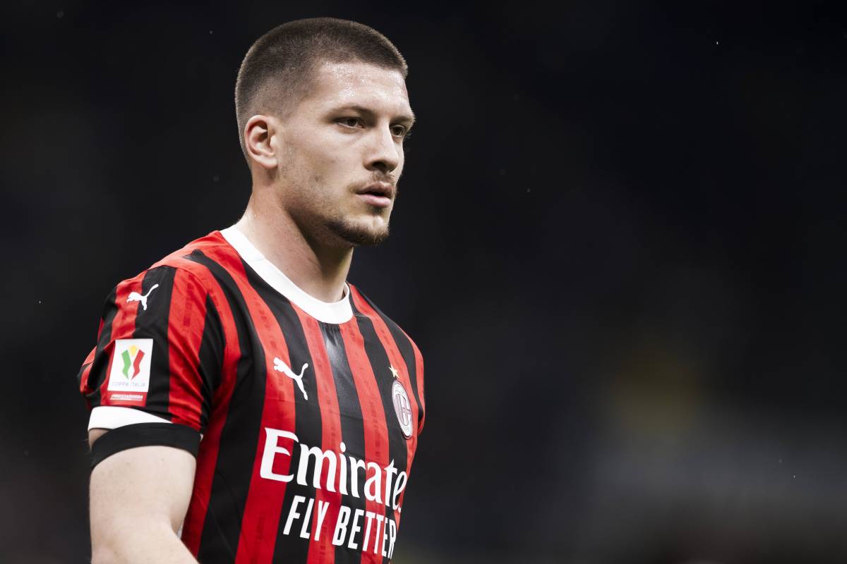 Luka Jović u dresu Milana