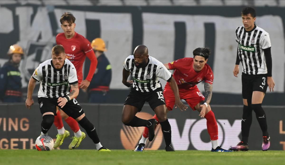 PARTIZAN_vs_RADNICKI_23(1).jpg