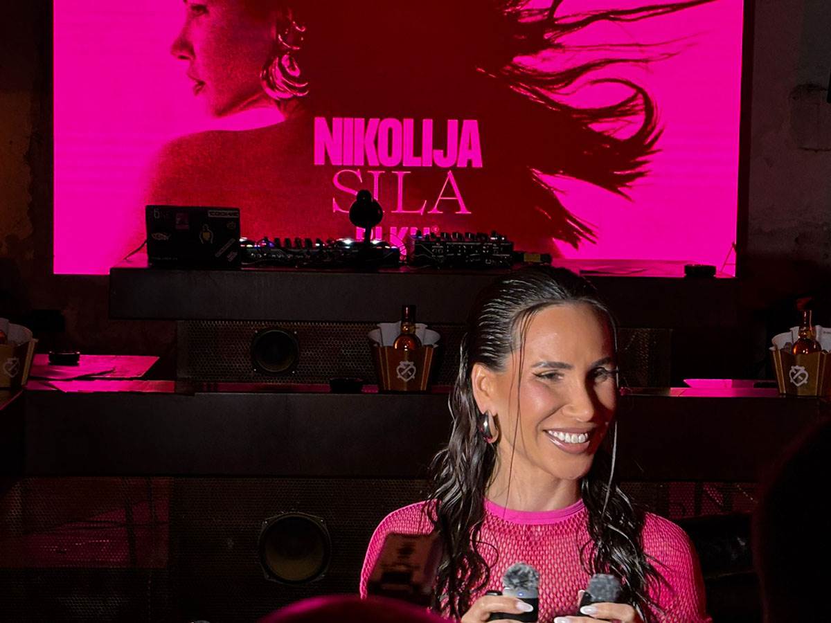 Nikolija i Relja Popović (1).jpg