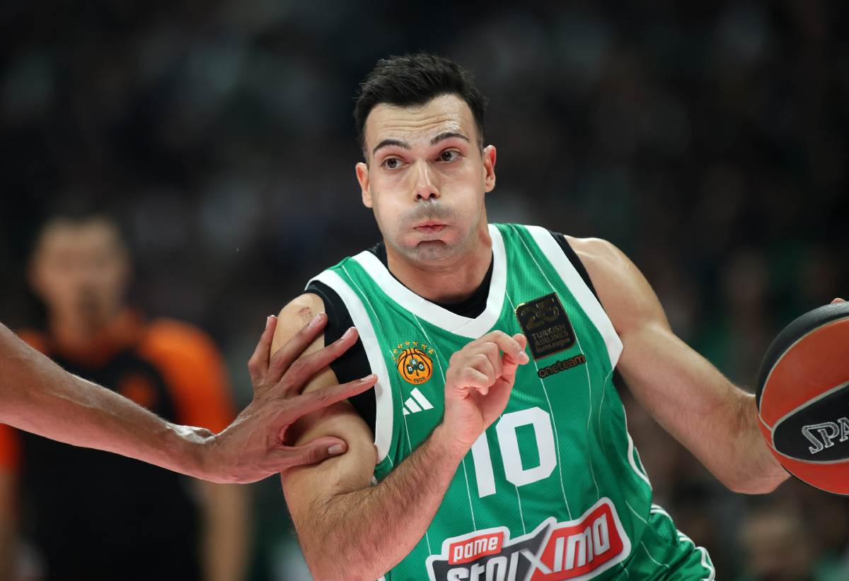 Kostas Slukas u prodoru u dresu Panatinaikosa
