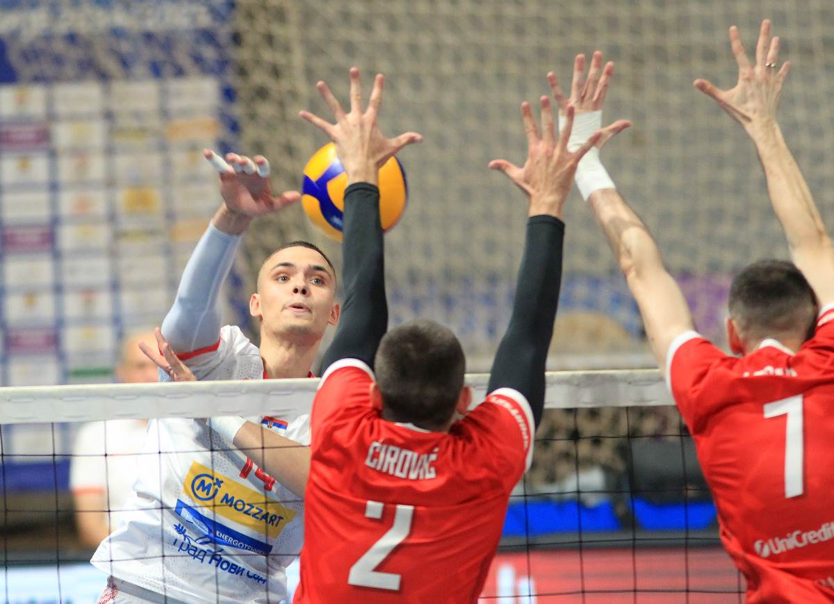 Vojvodina Radnički (9).jpg