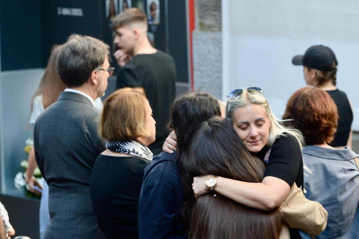 Godišnjica tragedije u osnovnoj školi Vladislav Ribnikar 1.jpg