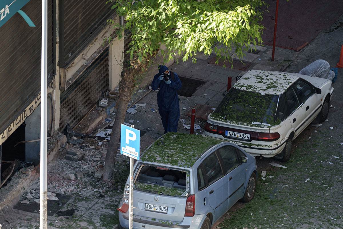 ženi eksplodirala bomba u ruci (3).jpg