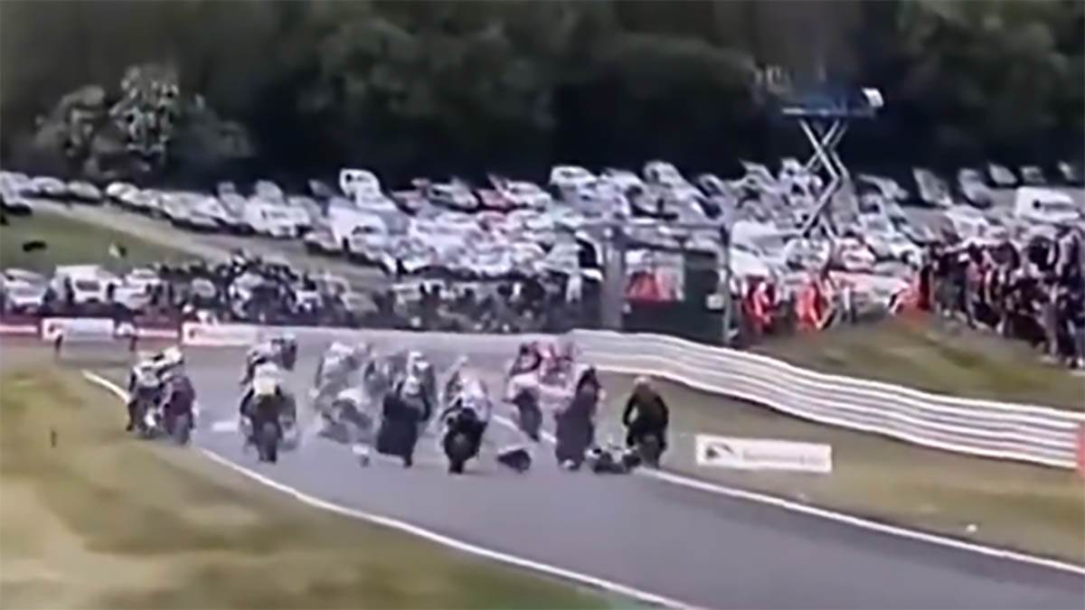 britanska supersport trka (1).jpg