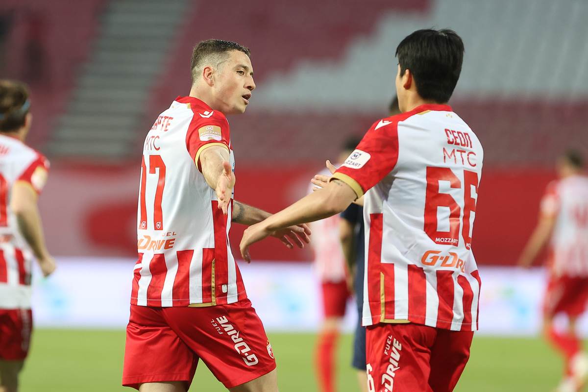 FK Napredak FK Crvena zvezda (22).JPG