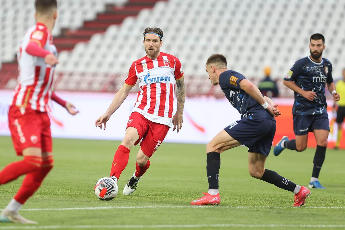 FK Napredak FK Crvena zvezda (11).JPG