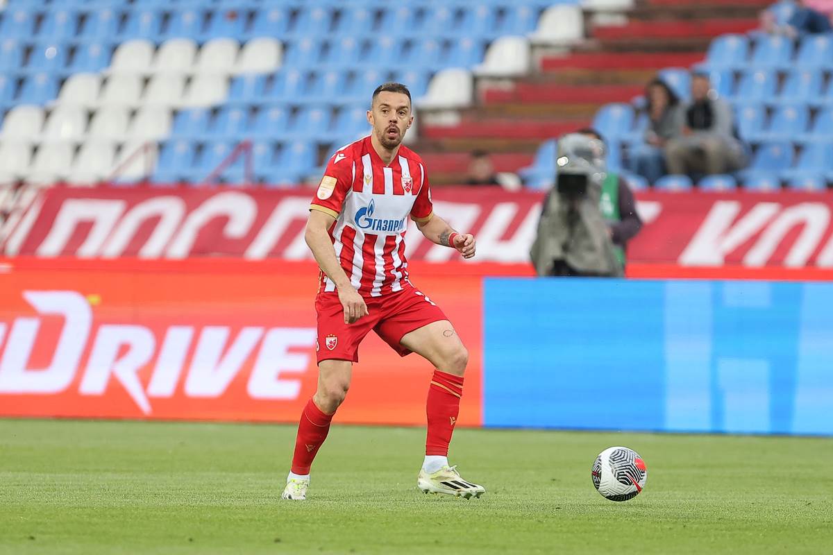 FK Napredak FK Crvena zvezda (7).JPG