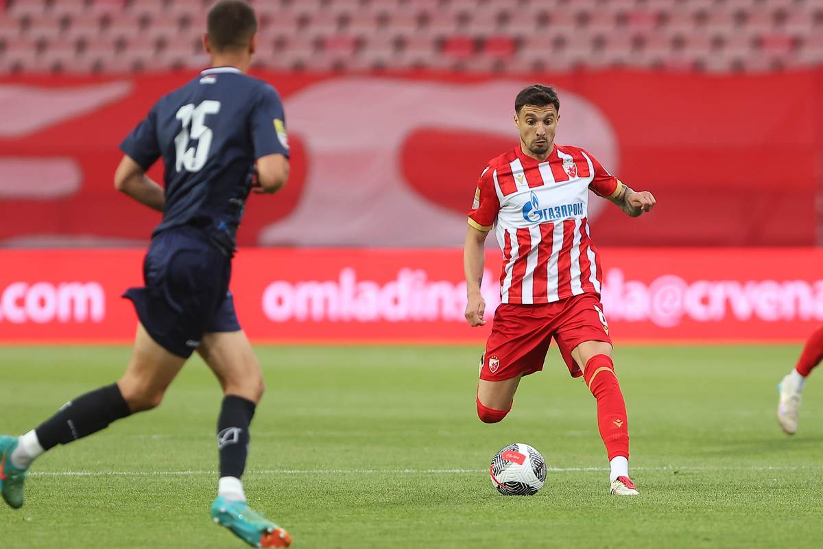 FK Napredak FK Crvena zvezda (6).JPG