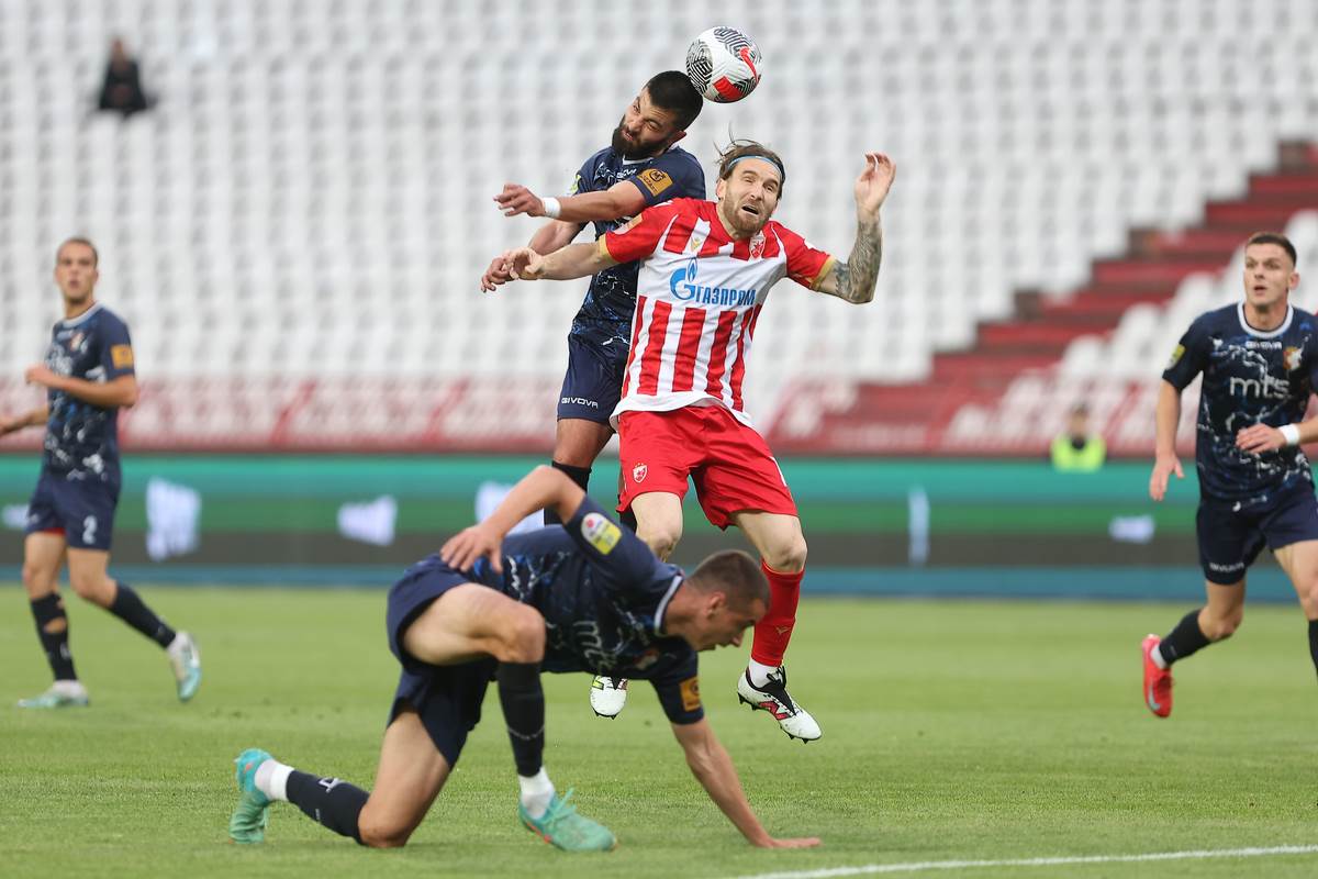 FK Napredak FK Crvena zvezda (3).JPG