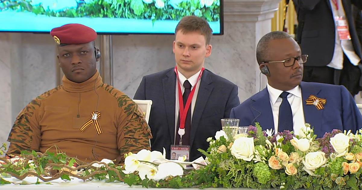 Aleksandar Vučić se obratio nakon svečane večere u Kremlju, najavio sastanke sa Sijem i Putinom