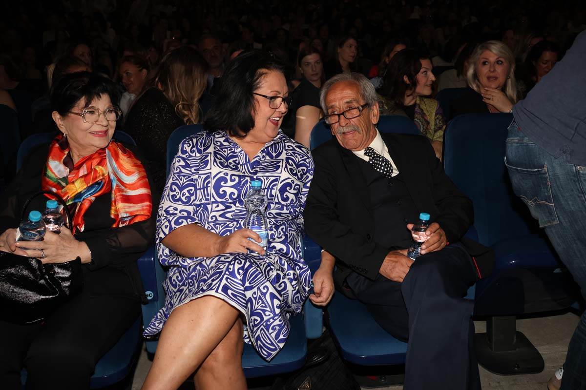 Roditelji na koncertu Marije Šerifović 4.jpg