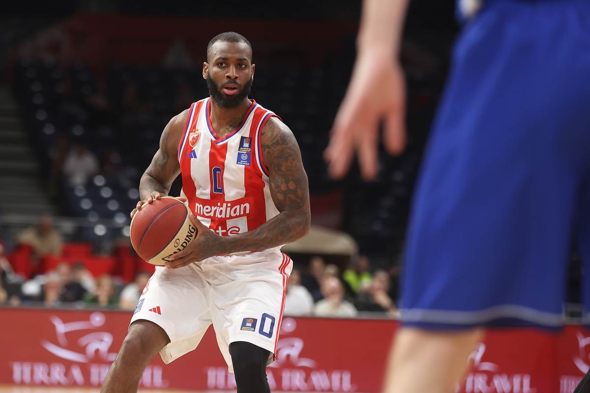 KK Crvena zvezda KK Igokea (13).JPG
