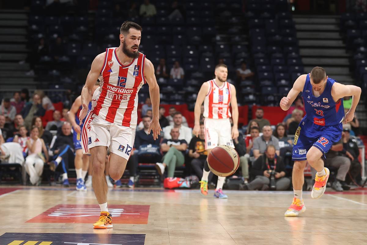 KK Crvena zvezda KK Igokea (14).JPG